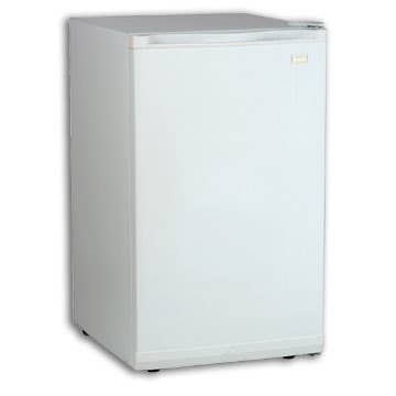 AvantiCompactUprightFreezerW/3Shelves