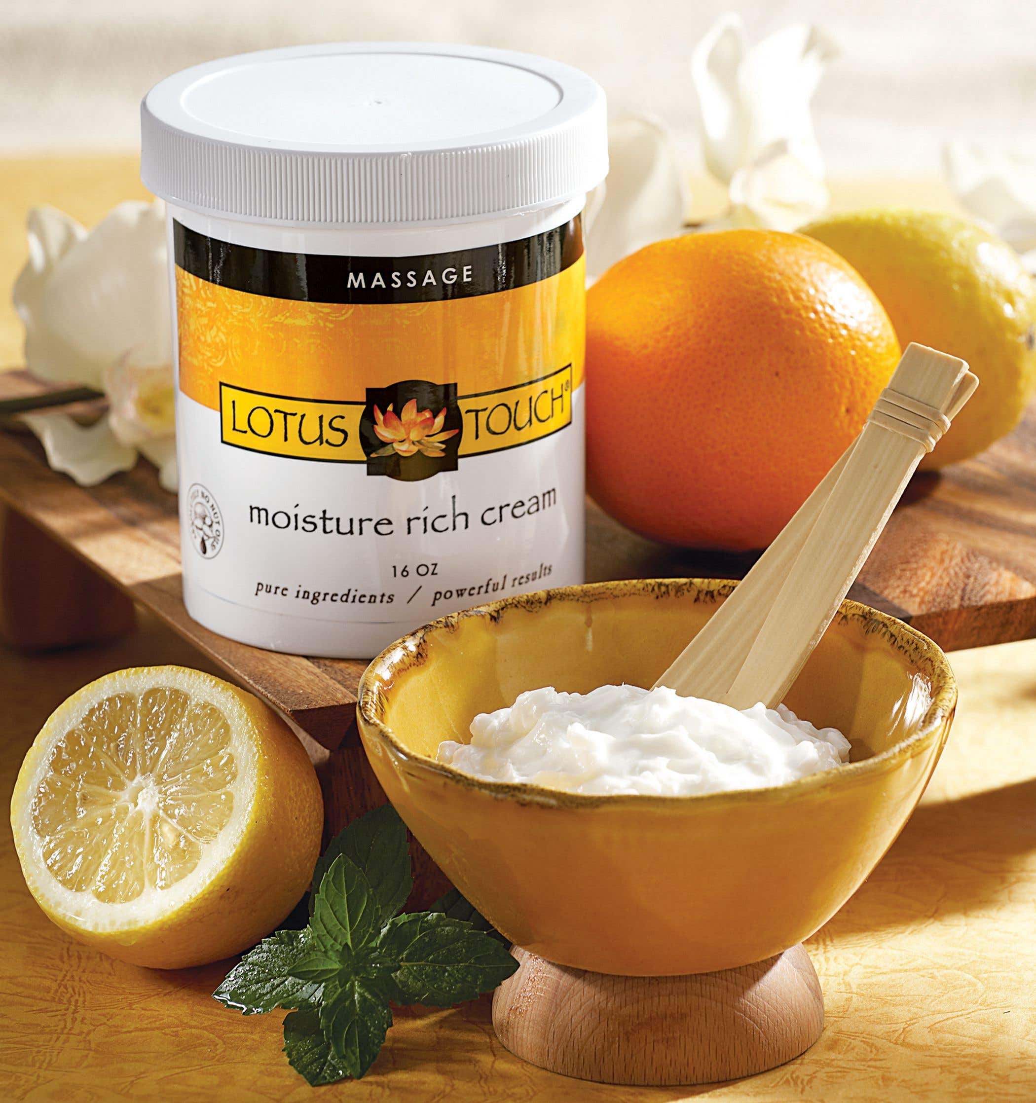 LotusTouch®MoistureRichMassageCream